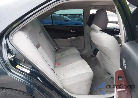 2014 Toyota Camry Xle z USA, uszkodzony, nr VIN 4T4BF1FK9ER411954